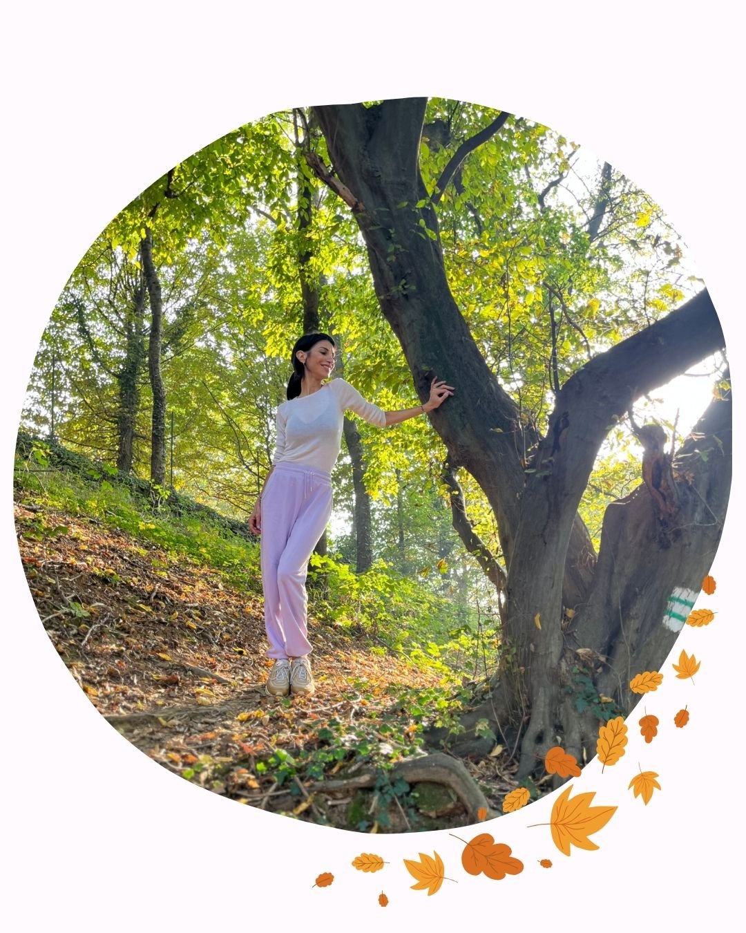 Alice Perico in un bosco autunnale, la sua stagione preferita- web designer freelance a Bergamo